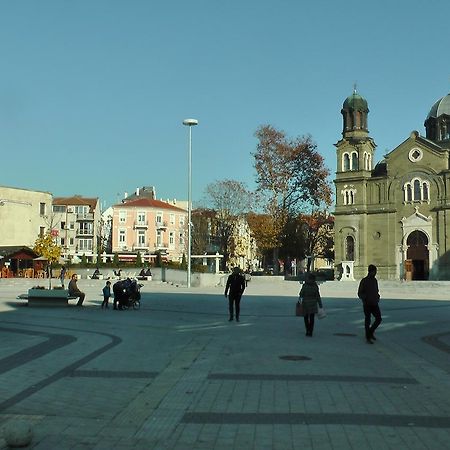 Top Center , Modern And Quiet Apartment Burgas City Exterior foto