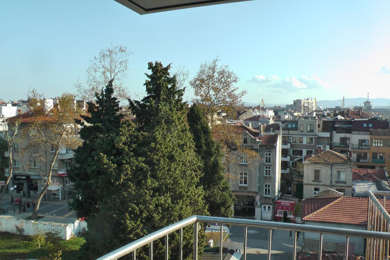 Top Center , Modern And Quiet Apartment Burgas City Exterior foto