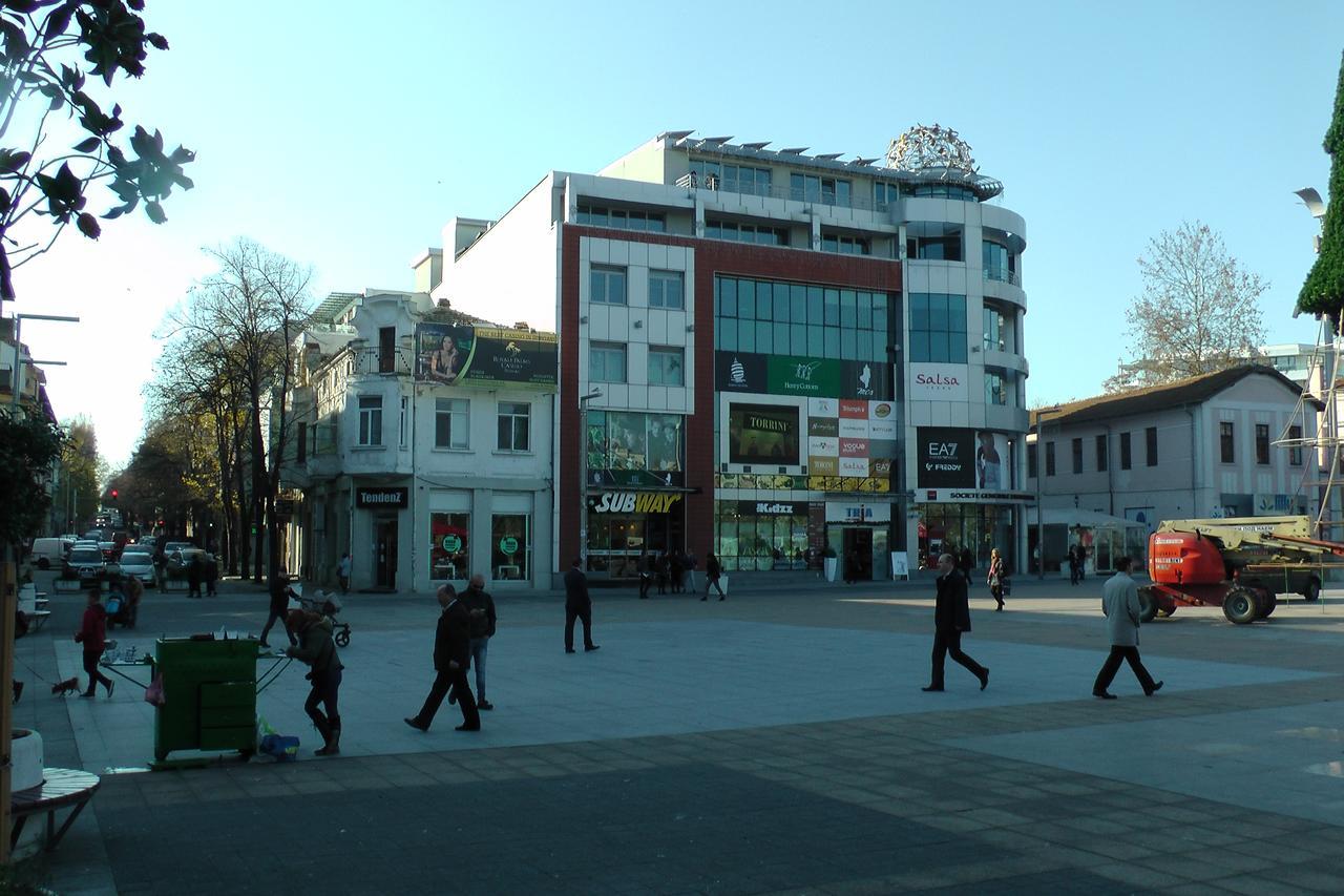 Top Center , Modern And Quiet Apartment Burgas City Exterior foto